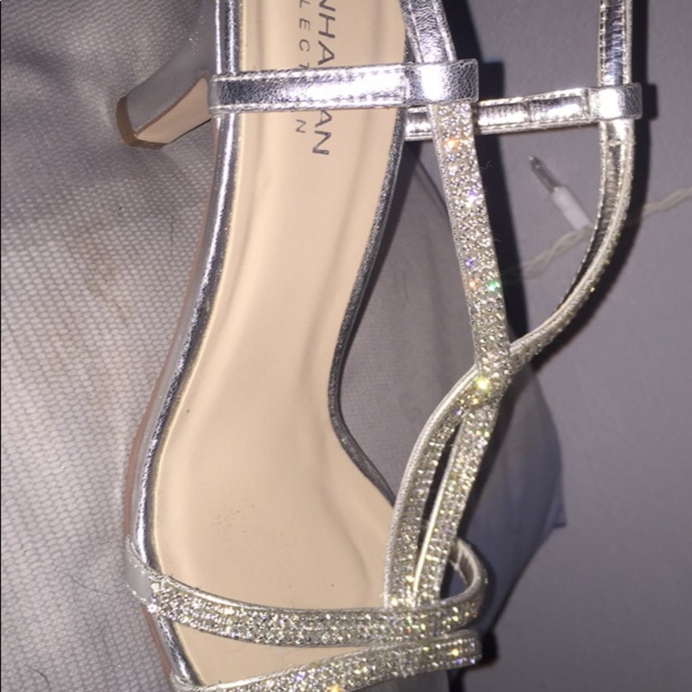 Heels - Picture 2 of 3